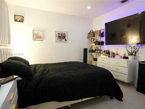 18499 NW 52nd Path, Miami Gardens FL 33055