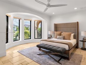 1011 Rhodes Villa Ave, Delray Beach FL 33483