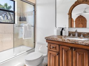 1011 Rhodes Villa Ave, Delray Beach FL 33483