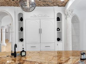 1011 Rhodes Villa Ave, Delray Beach FL 33483