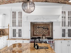 1011 Rhodes Villa Ave, Delray Beach FL 33483