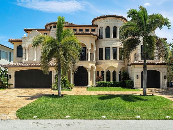 1011 Rhodes Villa Ave, Delray Beach FL 33483
