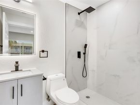 7991 NW 8th St 112B, Miami FL 33126