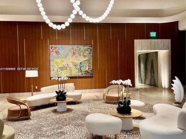 500 Alton 1208, Miami Beach FL 33139