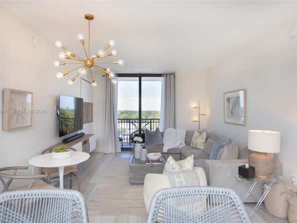 301 Altara Ave 719, Coral Gables FL 33146