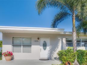 1305 11th Ct, West Palm Beach FL 33401