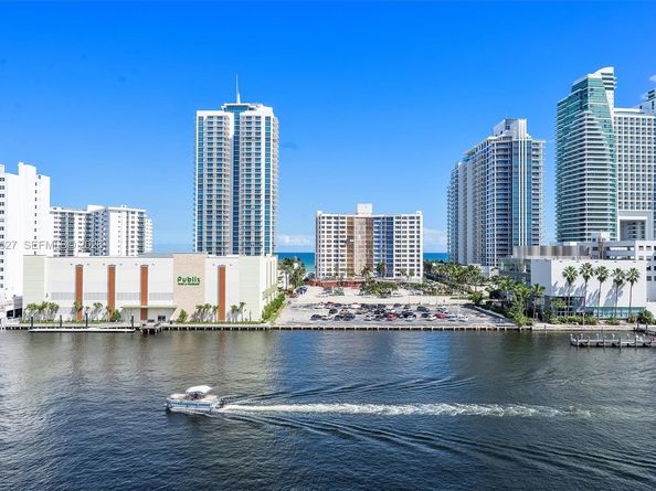 600 Parkview Dr 709, Hallandale Beach FL 33009