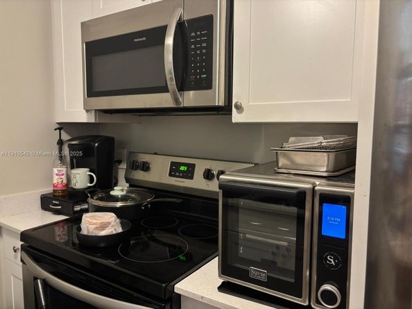 1296 W 36th St, Riviera Beach FL 33404