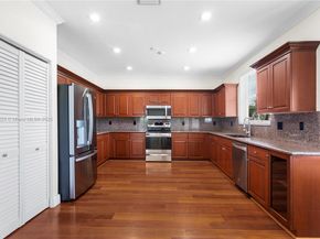 3620 Heron Ridge Ln, Weston FL 33331