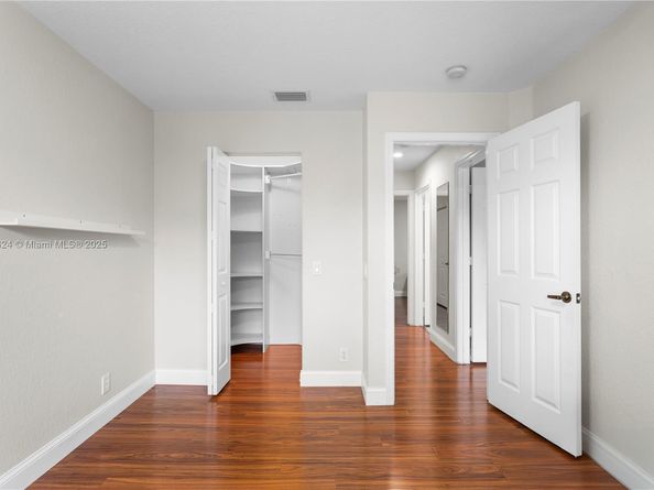 3620 Heron Ridge Ln, Weston FL 33331