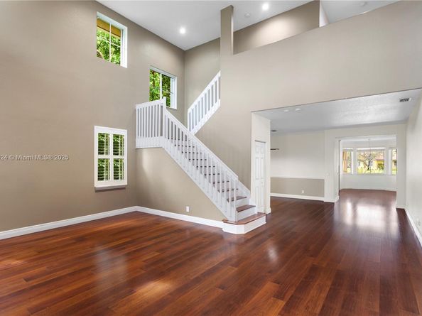 3620 Heron Ridge Ln, Weston FL 33331