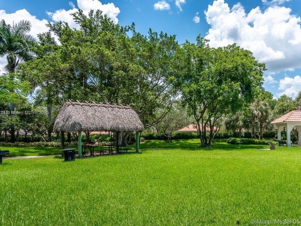3620 Heron Ridge Ln, Weston FL 33331