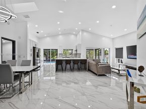 720 Rock Hill Ave, Davie FL 33325