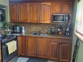 11930 NE 19th Dr 2, North Miami FL 33181