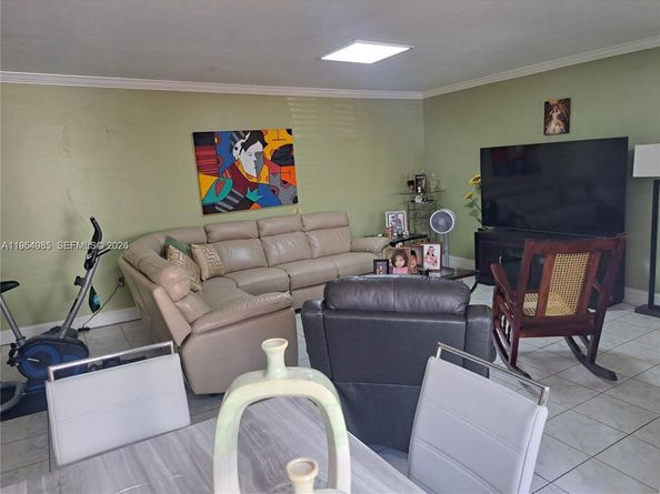 11930 NE 19th Dr 2, North Miami FL 33181