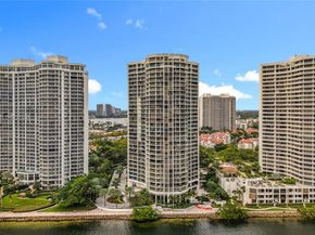 2800 Island Blvd 902, Aventura FL 33160