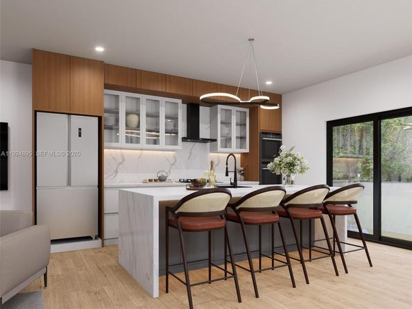 1818 NW 49th St, Miami FL 33142