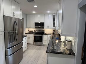 21720 Arriba Real 37B, Boca Raton FL 33433
