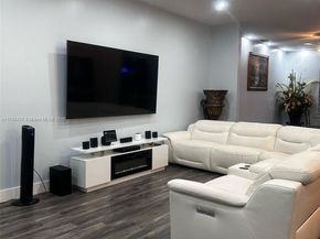 2908 Augusta Dr, Homestead FL 33035