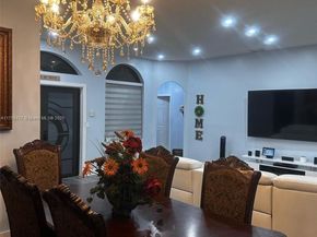 2908 Augusta Dr, Homestead FL 33035