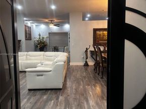 2908 Augusta Dr, Homestead FL 33035