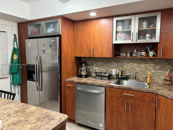3475 N Country Club Dr 116, Aventura FL 33180