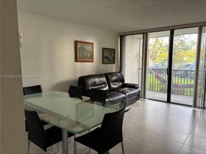 3475 N Country Club Dr 116, Aventura FL 33180
