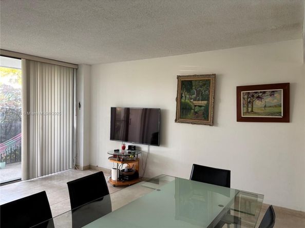 3475 N Country Club Dr 116, Aventura FL 33180