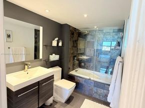 90 Alton Rd 909, Miami Beach FL 33139