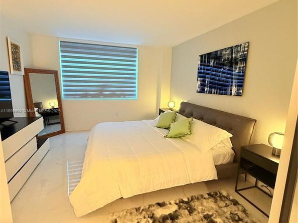 90 Alton Rd 909, Miami Beach FL 33139