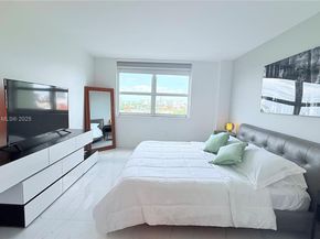 90 Alton Rd 909, Miami Beach FL 33139