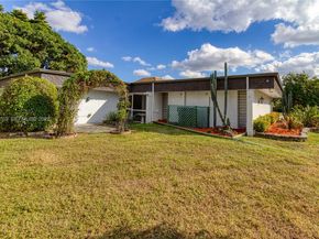 4806 Banyan Ln, Tamarac FL 33319