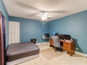 4806 Banyan Ln, Tamarac FL 33319