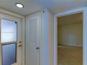 4806 Banyan Ln, Tamarac FL 33319