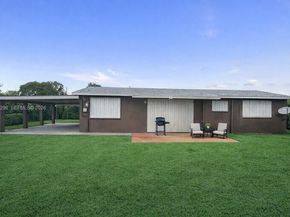 3930 NW 185th St, Miami Gardens FL 33055