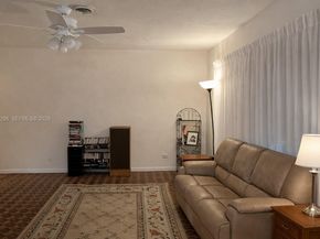 3930 NW 185th St, Miami Gardens FL 33055