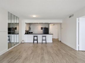 427 Golden Isles Dr 11F, Hallandale Beach FL 33009