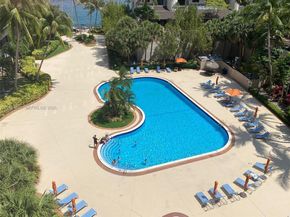 540 Brickell Key Dr 705, Miami FL 33131