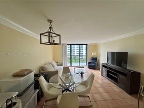 540 Brickell Key Dr 705, Miami FL 33131