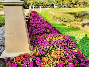 1587 Winterberry Ln, Weston FL 33327