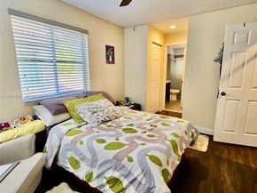 1587 Winterberry Ln, Weston FL 33327