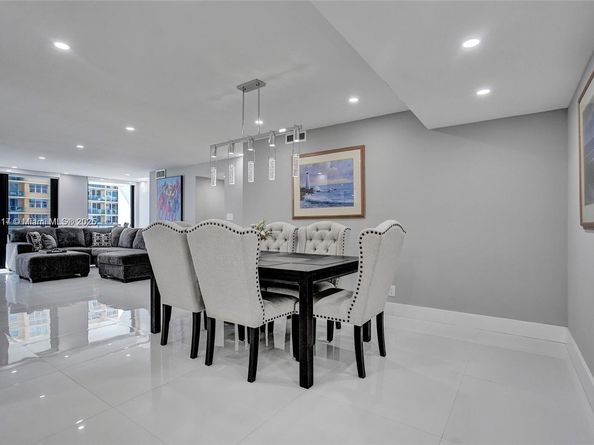 2301 S Ocean Dr 1007, Hollywood FL 33019