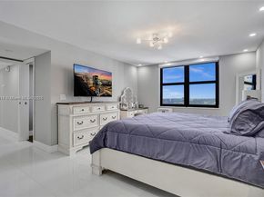 2301 S Ocean Dr 1007, Hollywood FL 33019