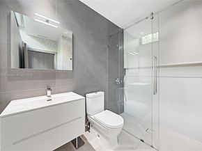 4510 Prairie Ave, Miami Beach FL 33140