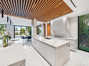 4510 Prairie Ave, Miami Beach FL 33140