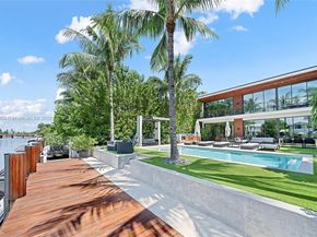 4510 Prairie Ave, Miami Beach FL 33140