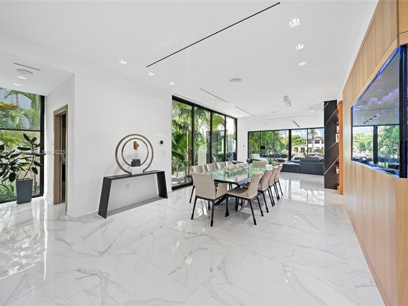 4510 Prairie Ave, Miami Beach FL 33140