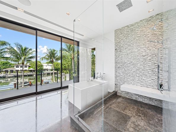 4510 Prairie Ave, Miami Beach FL 33140