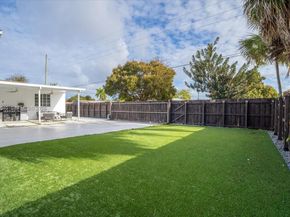 740 SW 7th Ave, Hallandale Beach FL 33009