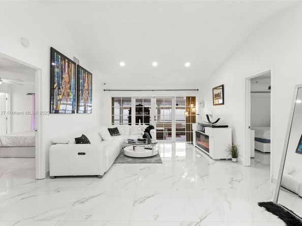 13411 SW 116th Pl, Miami FL 33176